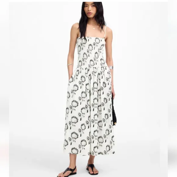 Madewell Smocked Maxi Dress NV462 Size M Graphic Sunflowers NWT - Picture 1 of 10